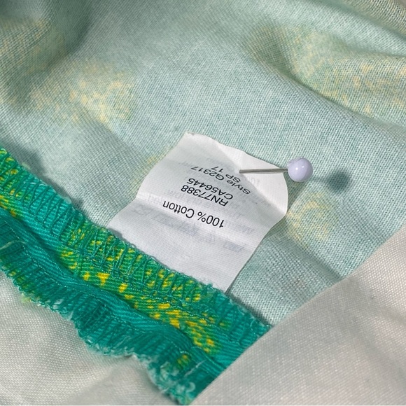 J. Crew green yellow pineapple shorts.Size 4 - Picture 5 of 9